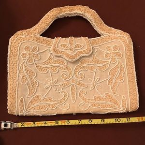 VTG - JAS - A - Ogilvy’s of Montreal Classy beaded purse cream colored (Mlb)